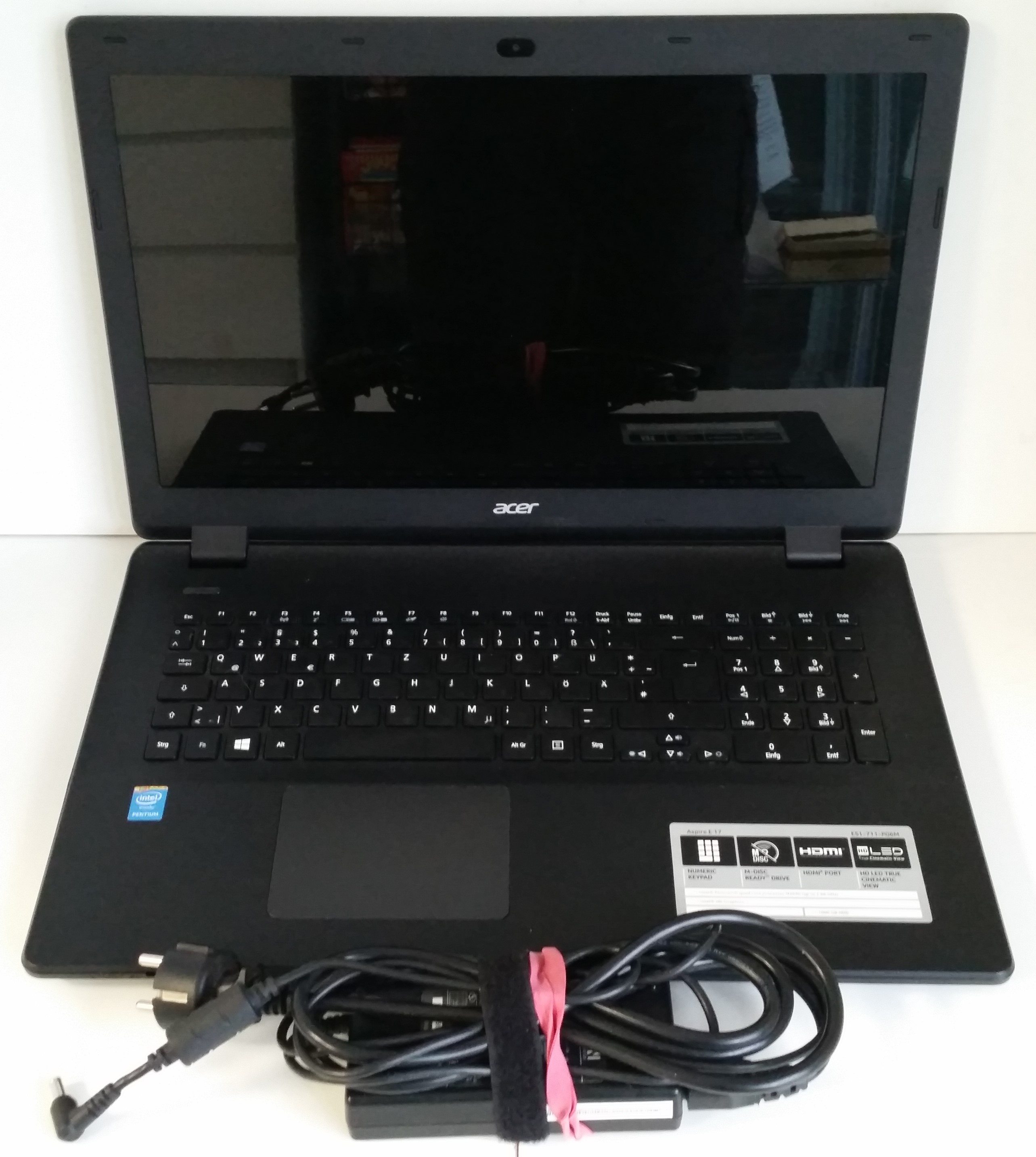Notebook - Acer Aspire E17 (17,3 Zoll, 4x 2,66 GHz, 8 GB, SSD 240 GB)